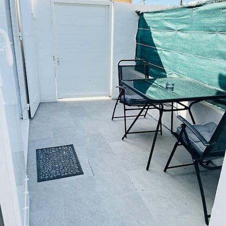 Joli Petit Studio Cosy Marignane Exteriér fotografie