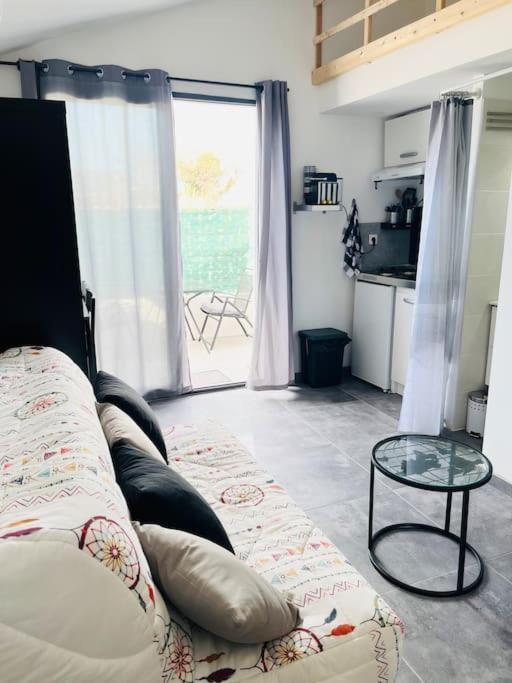 Joli Petit Studio Cosy Marignane Exteriér fotografie